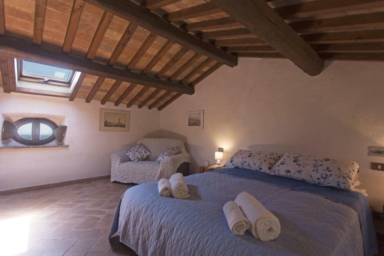 La Nave Villa Casale Marittimo Buitenkant foto